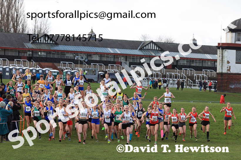 Womens Under-17s, 2026 Northern Cross Country Champs., Pontefract Racecourse, Pontefract. Photo: David T. Hewitson/Sports for All Pics